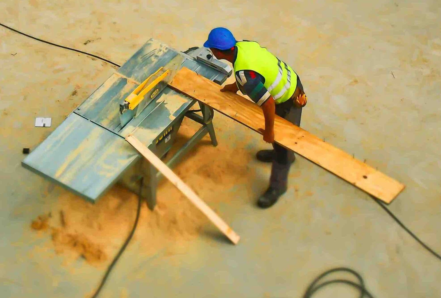 Table Saw Injury Azouz Hand SurgeryAzouz Hand Surgery